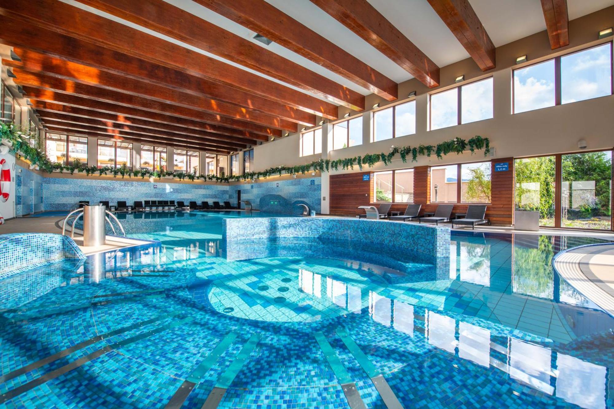 Wellness Hotel Diplomat Rajecké Teplice Exterior foto